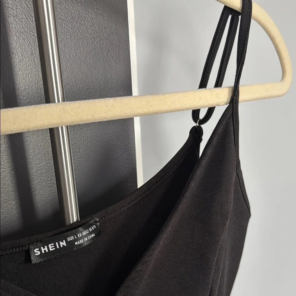 NWOT - SHEIN Black Women's Crop Top Size Large - Picture 3 of 4